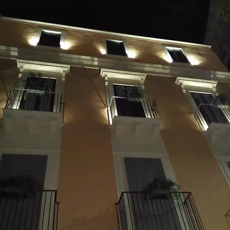 Preluna Palace Konukevi Katanya