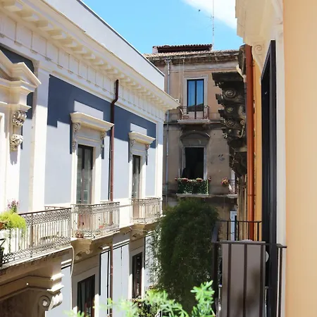 Preluna Palace Konukevi