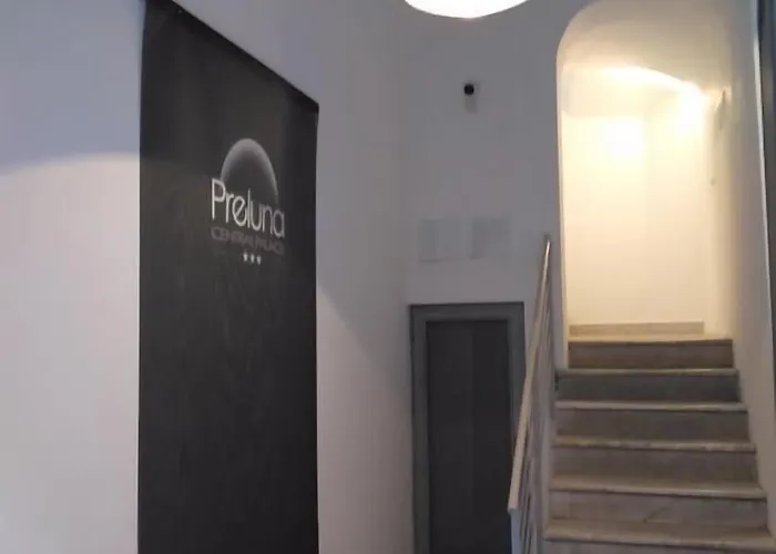 Preluna Palace 3*
